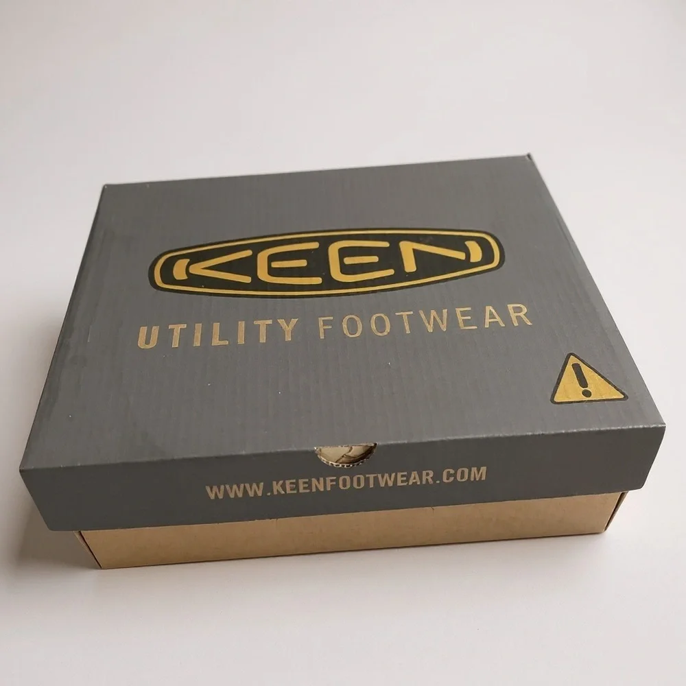 Keen rugged supportive